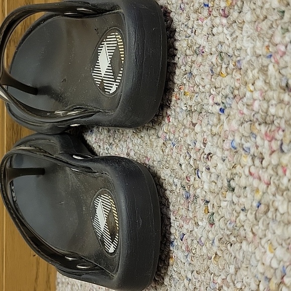 Burberry, women's Rubber Flip Flops Sz 36 US 5.5-6 - Picture 8 of 10
